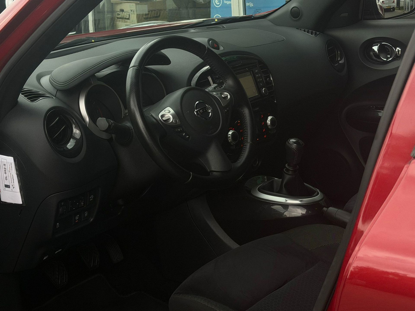 Nissan Nissan