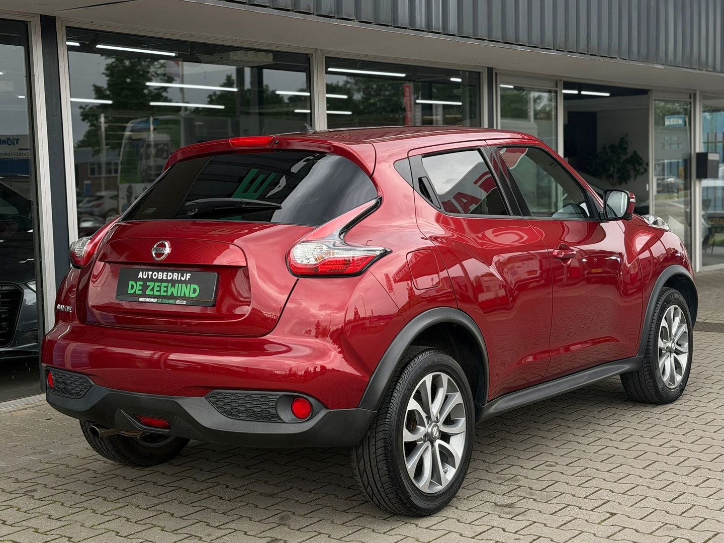 Nissan Nissan