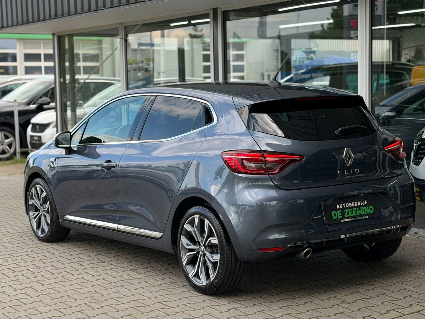 Renault Renault