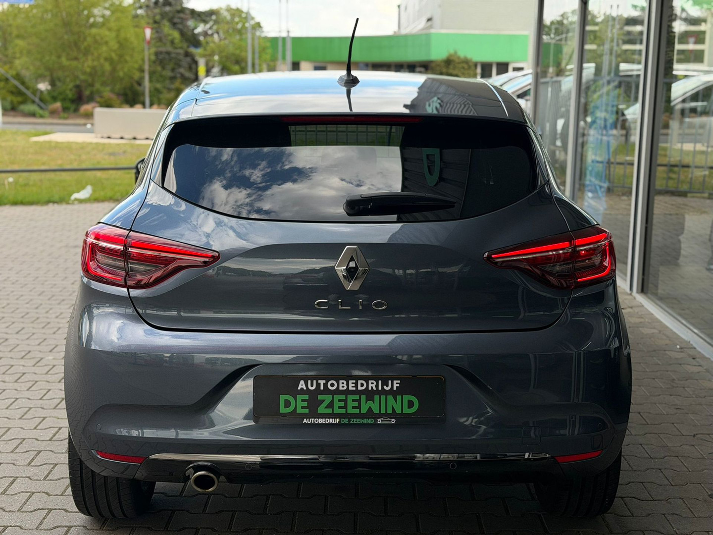 Renault Renault