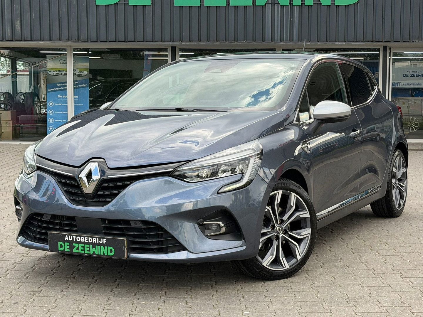 Renault Renault