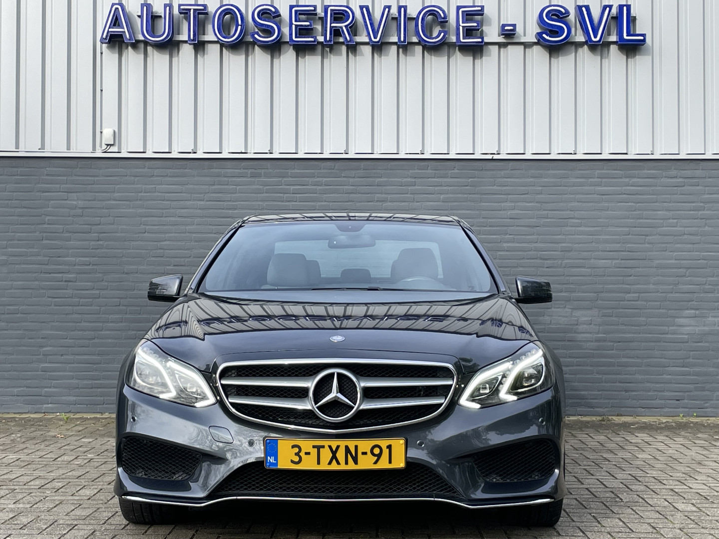 Mercedes-Benz