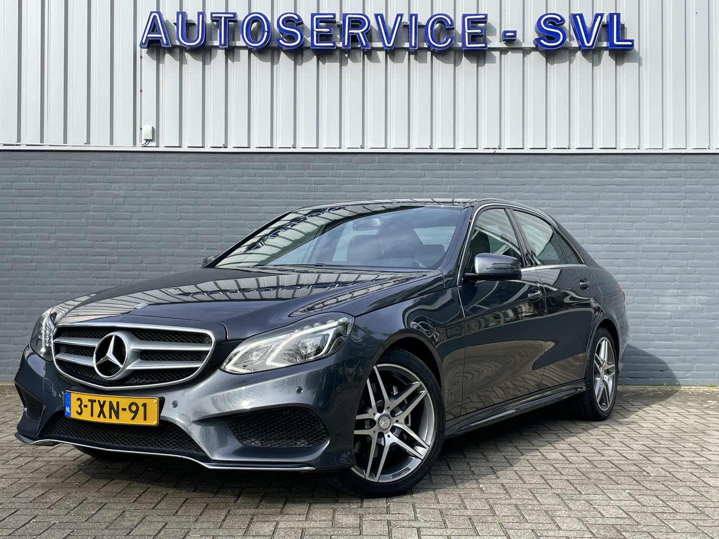 Mercedes-Benz