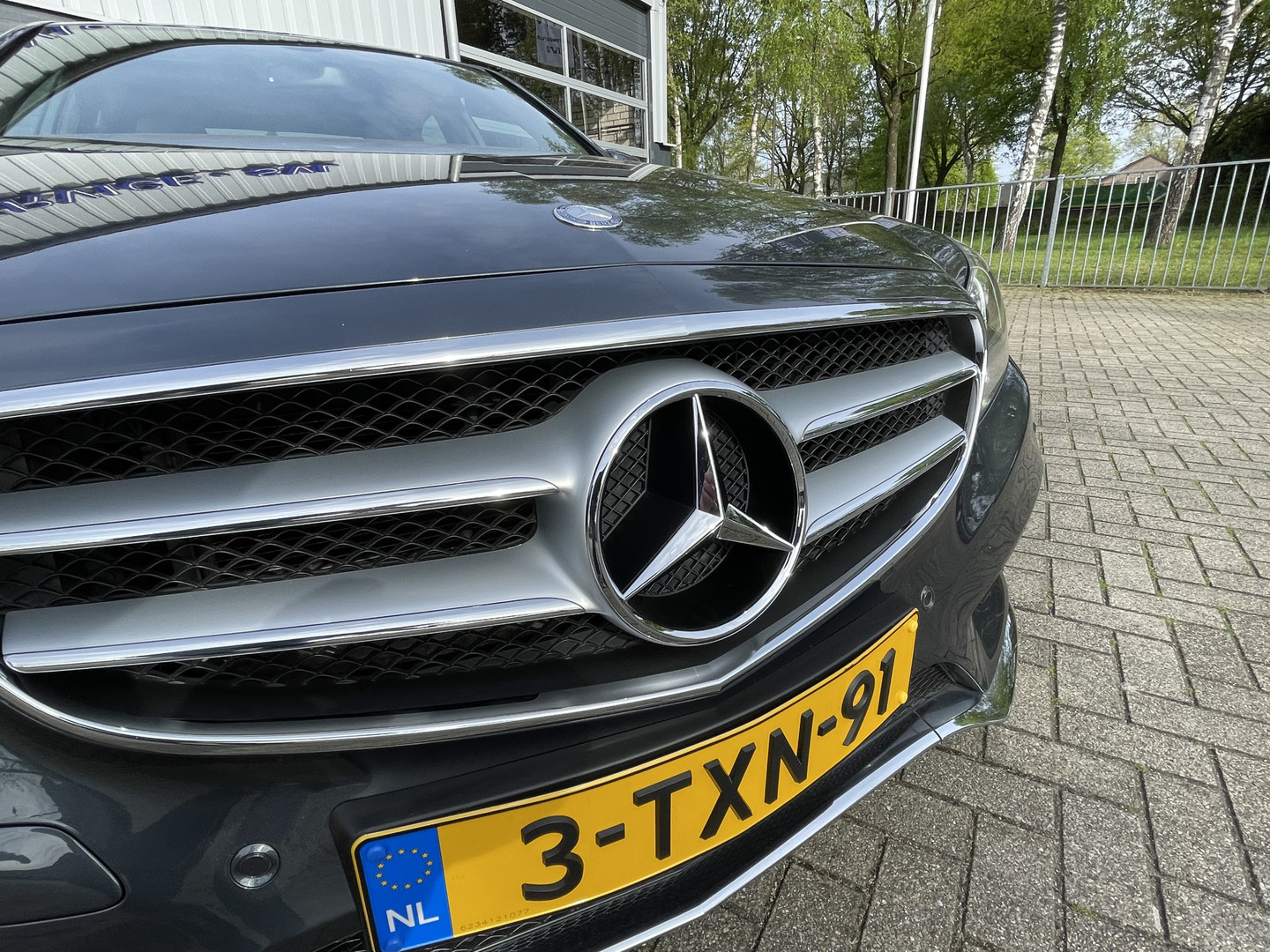 Mercedes-Benz