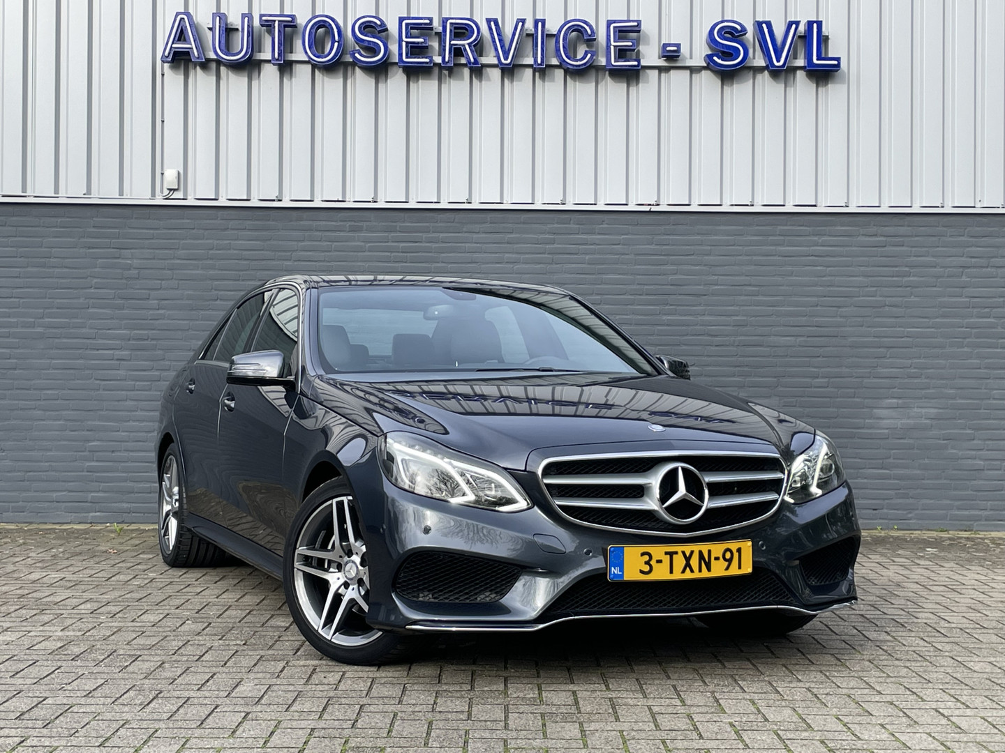 Mercedes-Benz