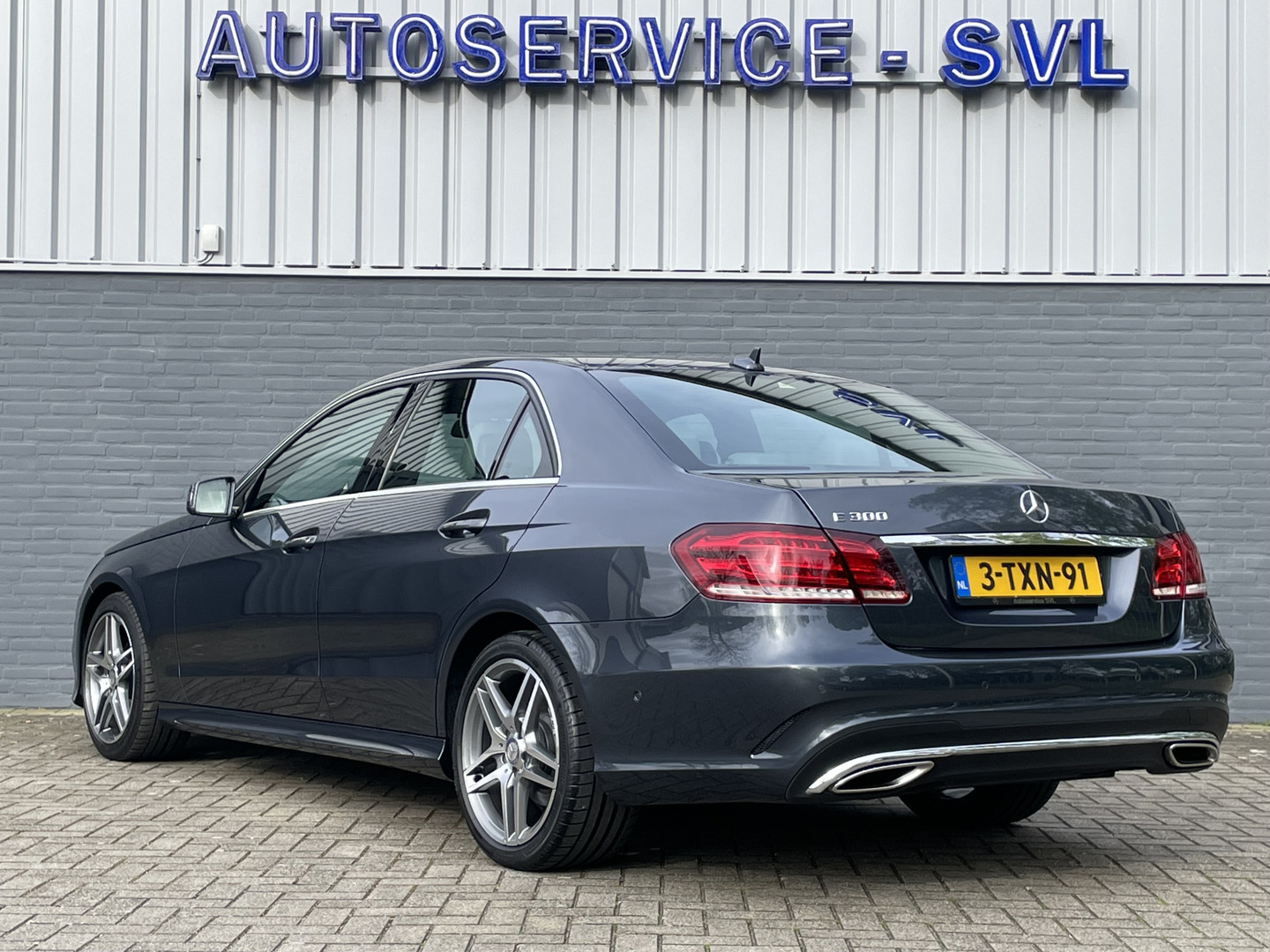 Mercedes-Benz