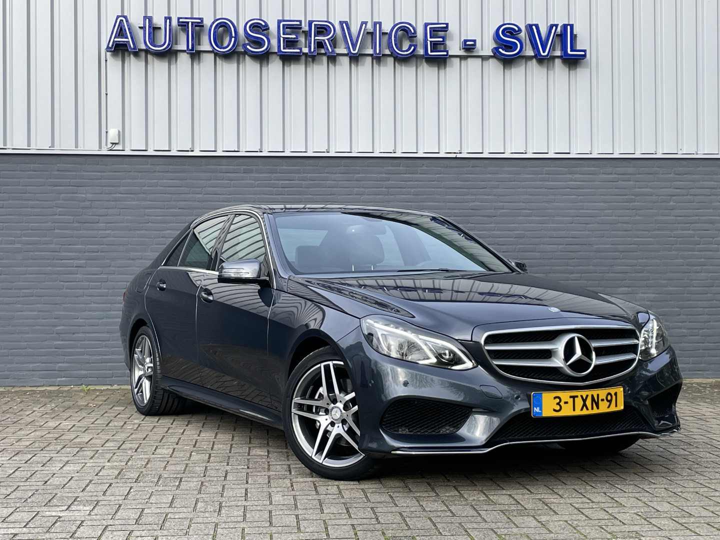 Mercedes-Benz