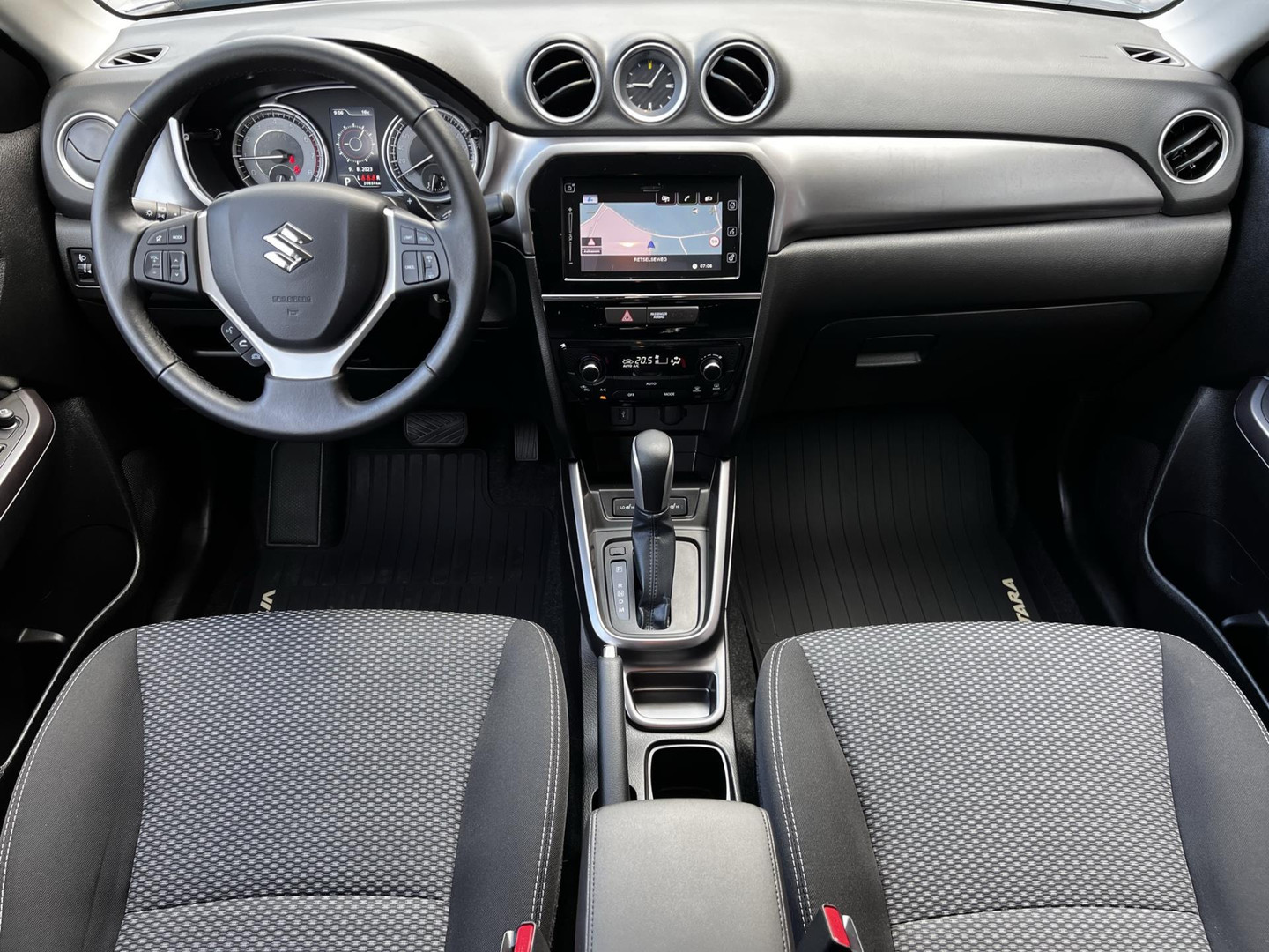 Suzuki Suzuki