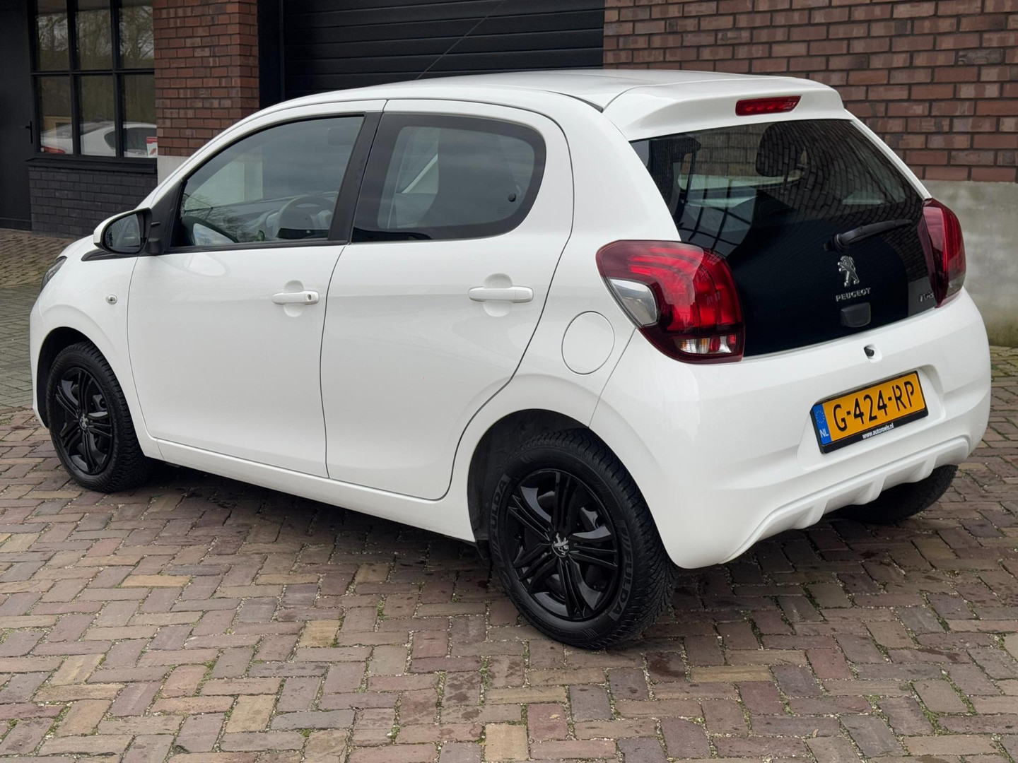 Peugeot Peugeot