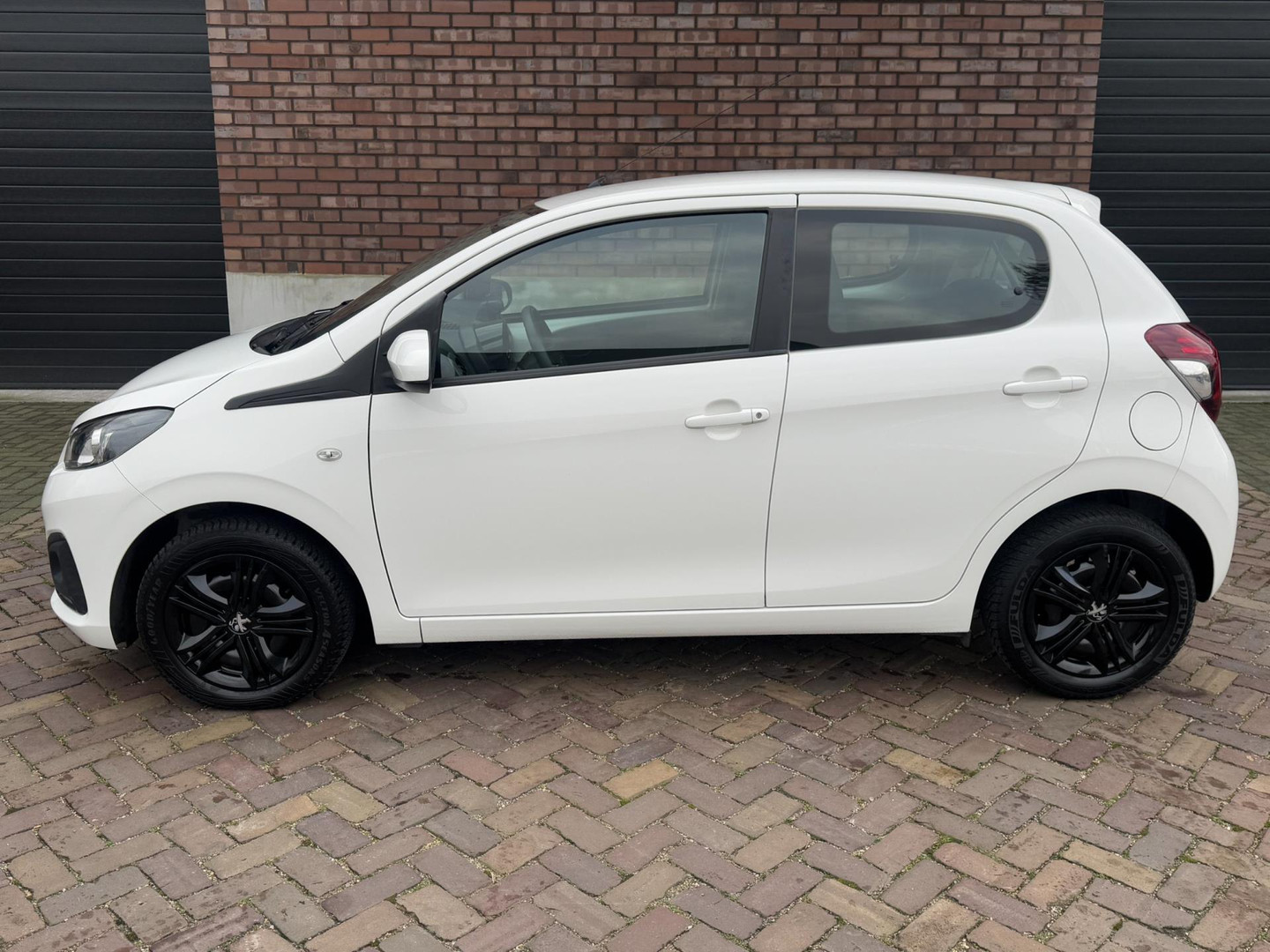 Peugeot Peugeot