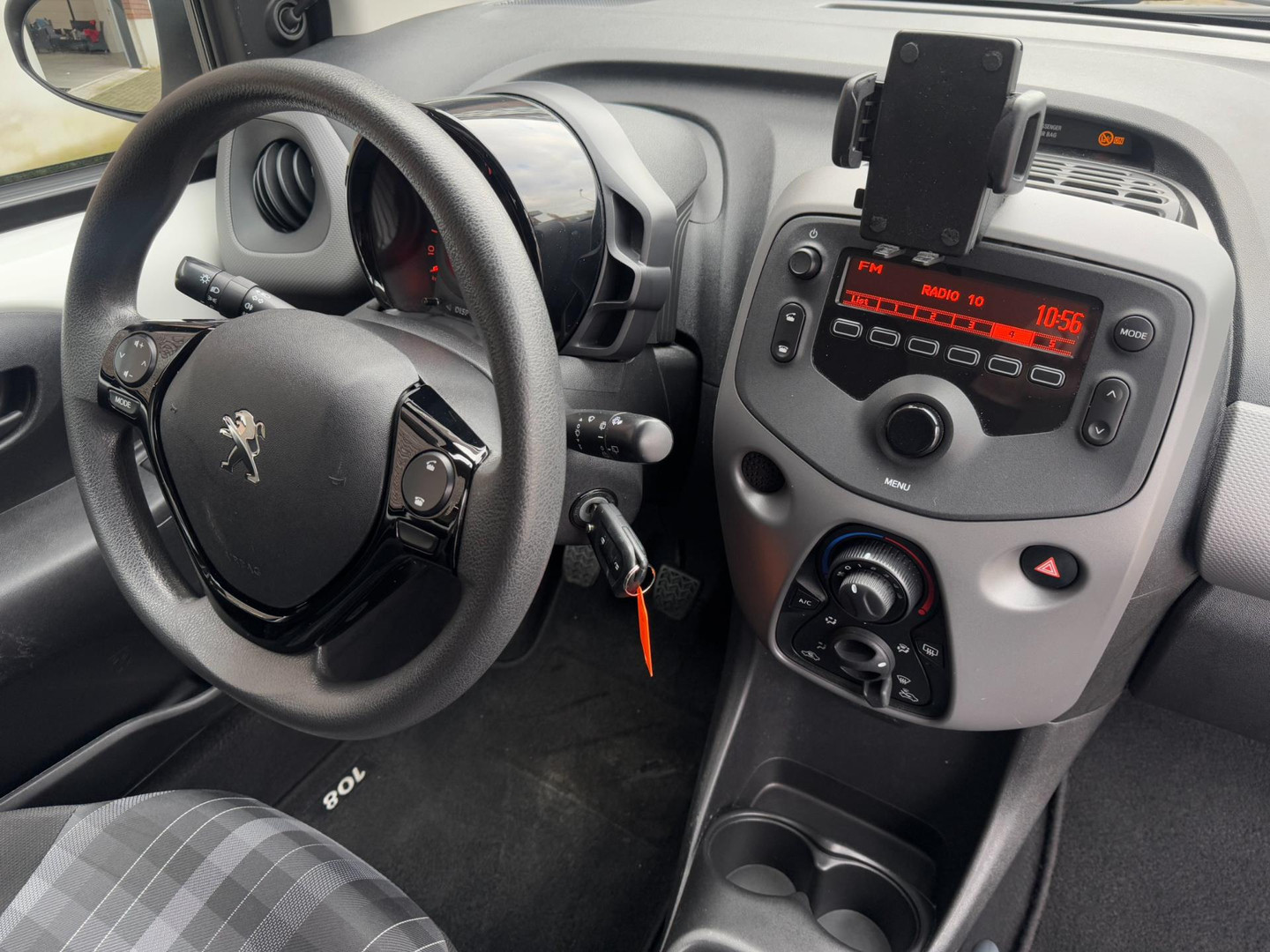 Peugeot Peugeot