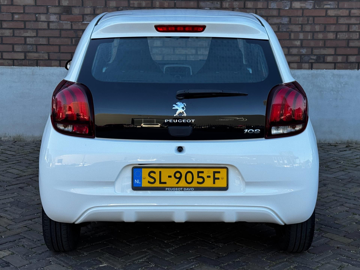 Peugeot