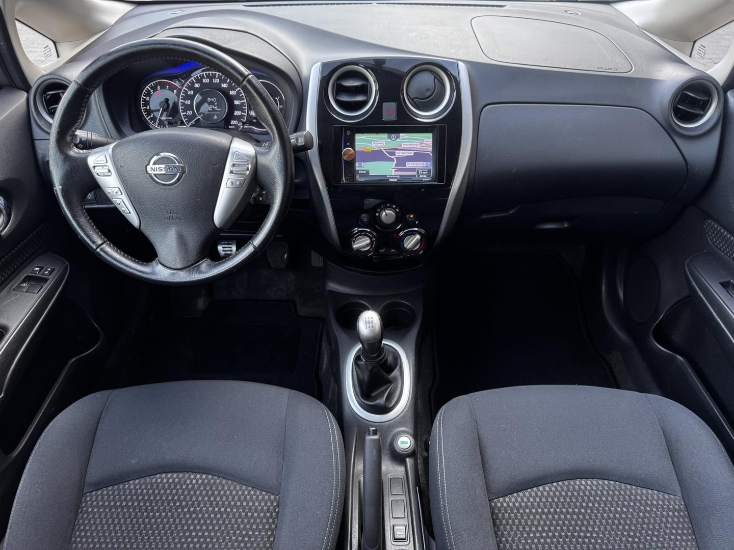 Nissan Nissan