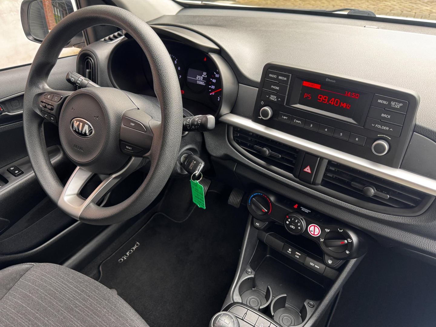 Kia Kia