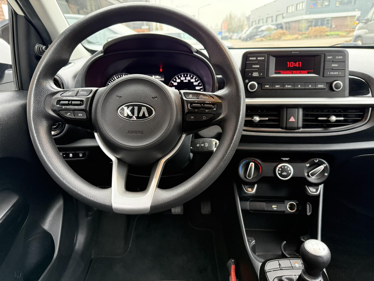 Kia