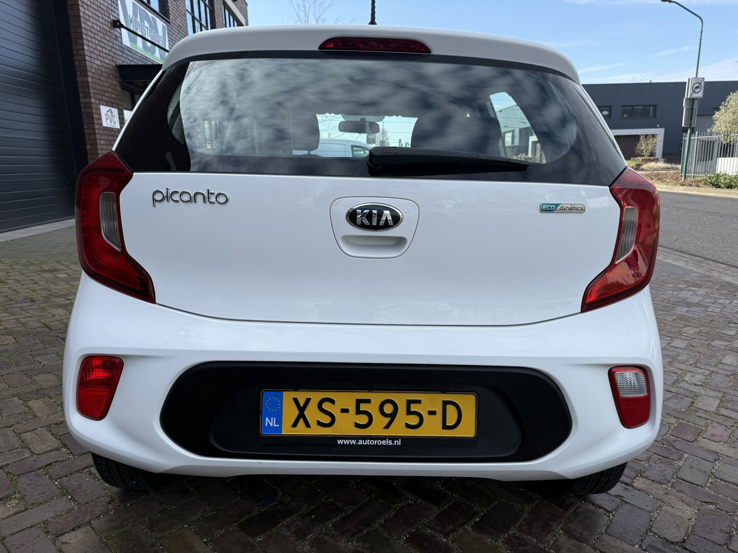 Kia