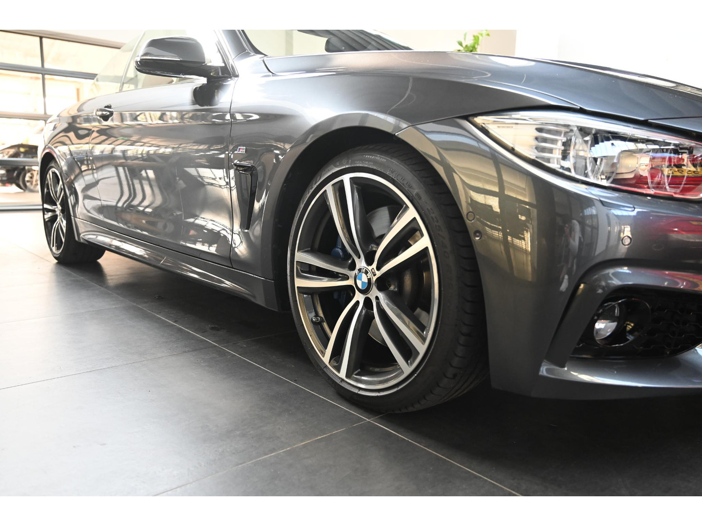 BMW BMW