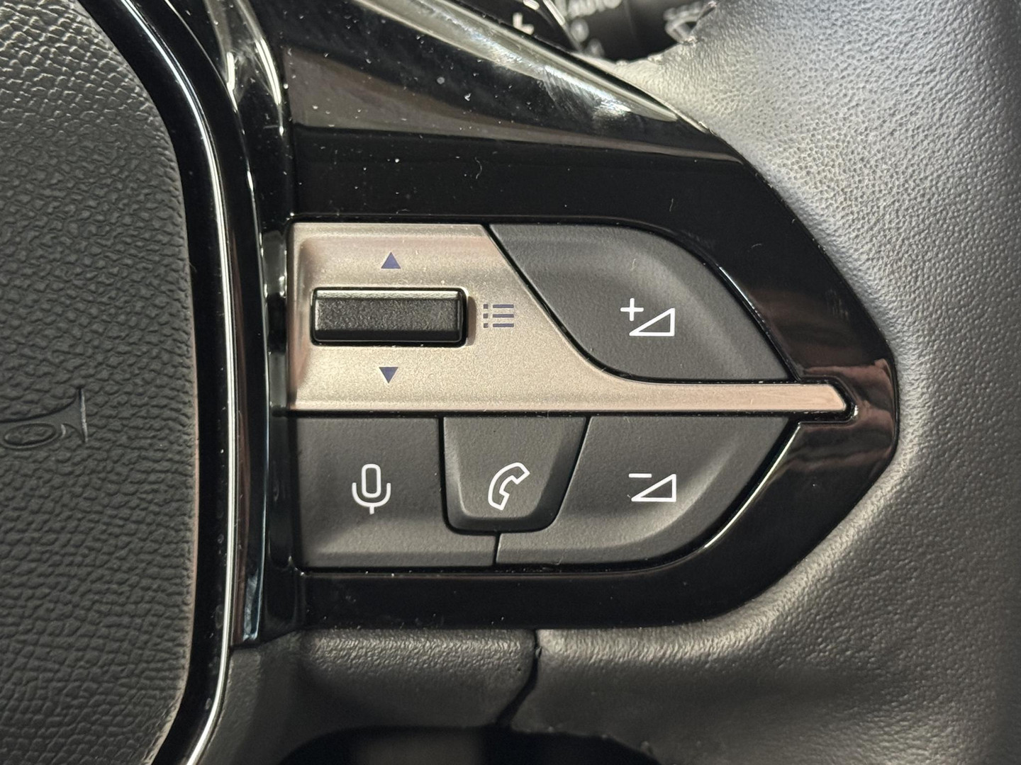 Peugeot Peugeot