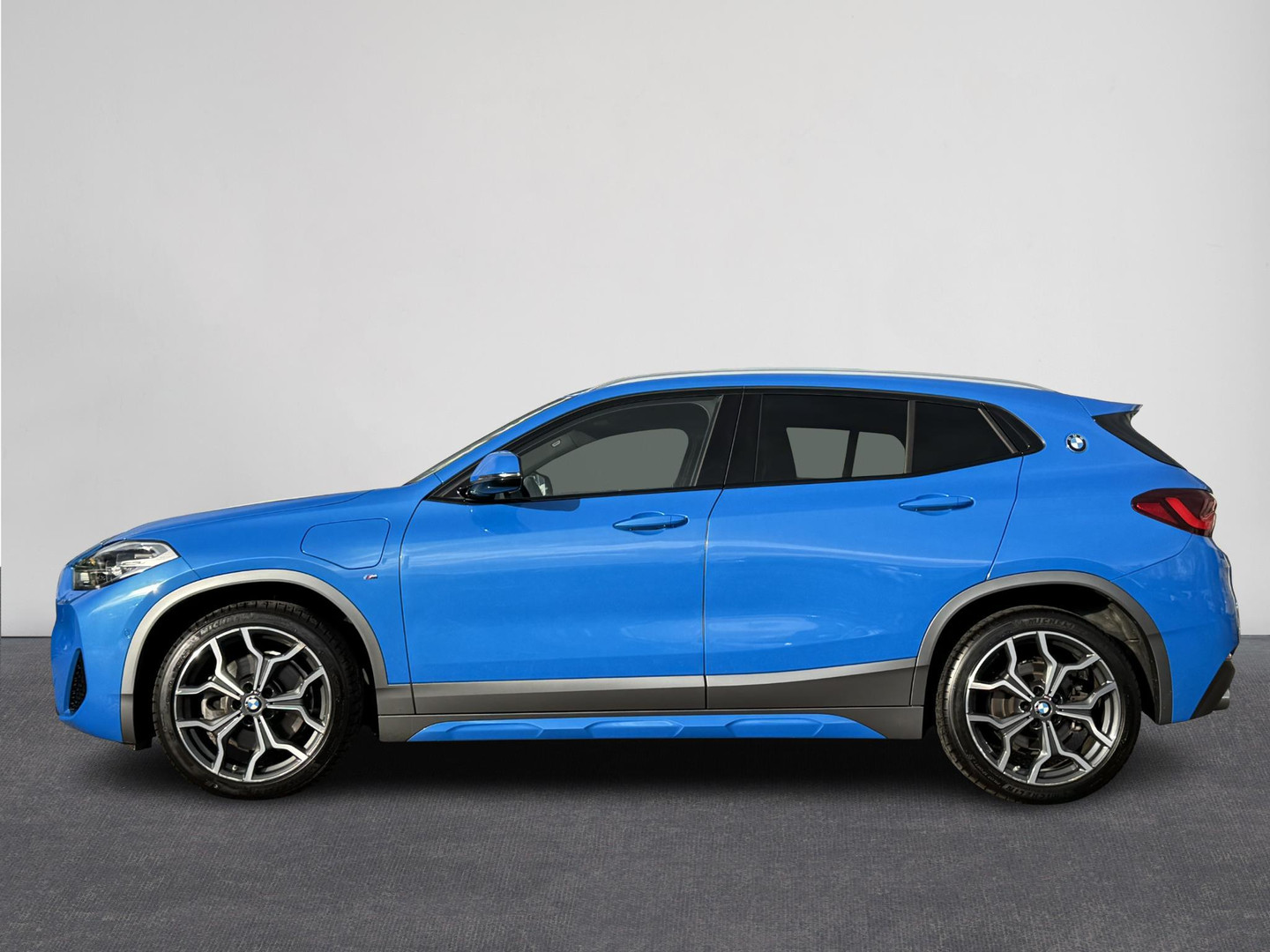 BMW BMW
