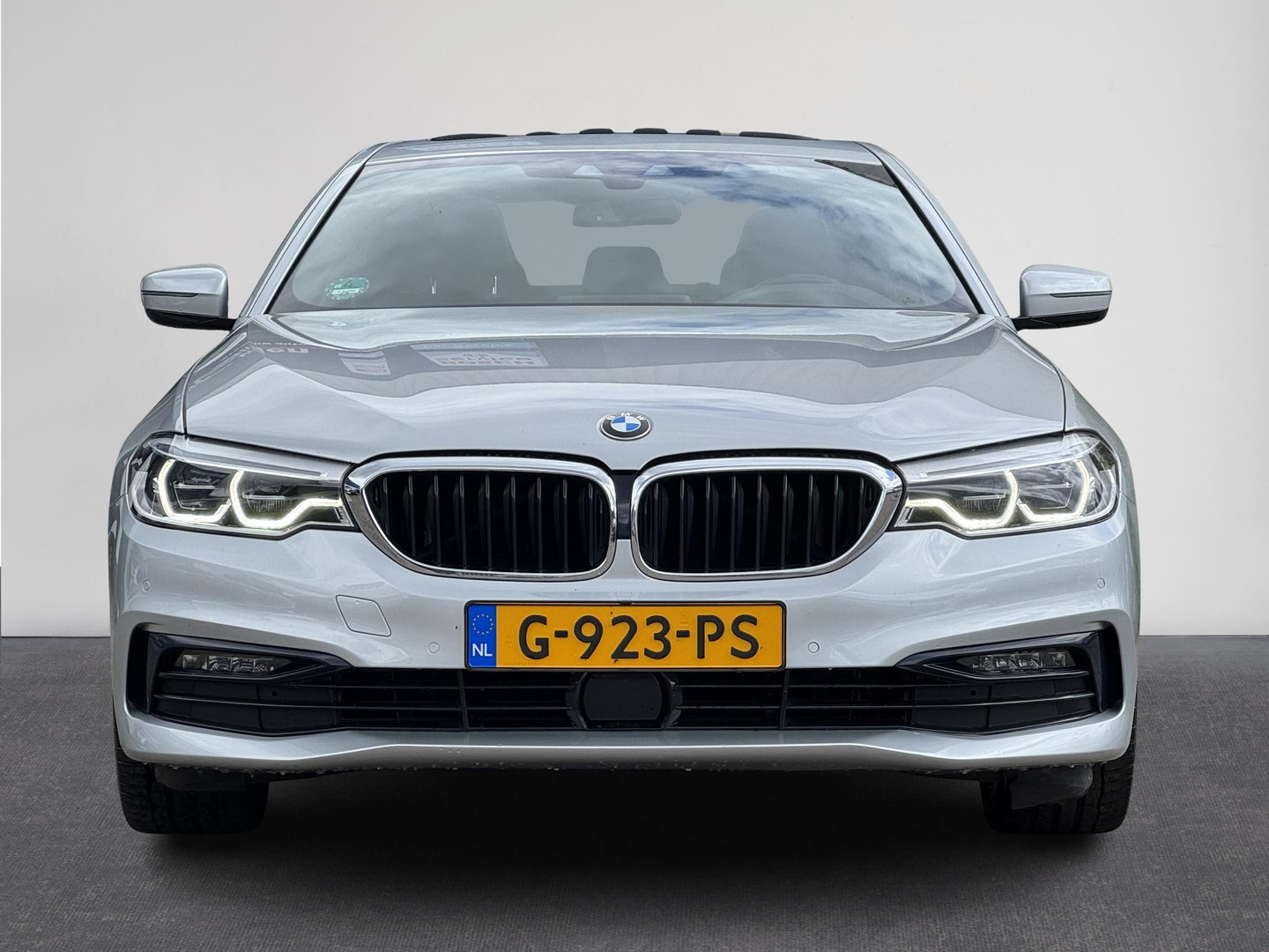 BMW BMW