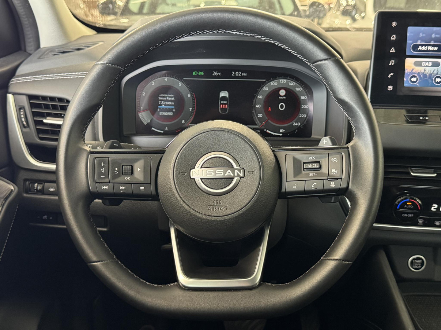 Nissan Nissan