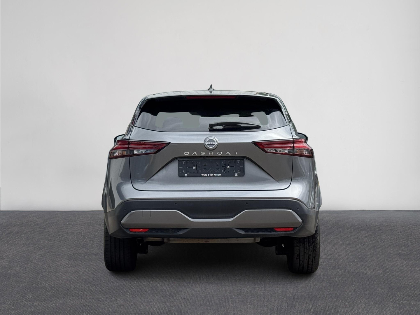 Nissan Nissan