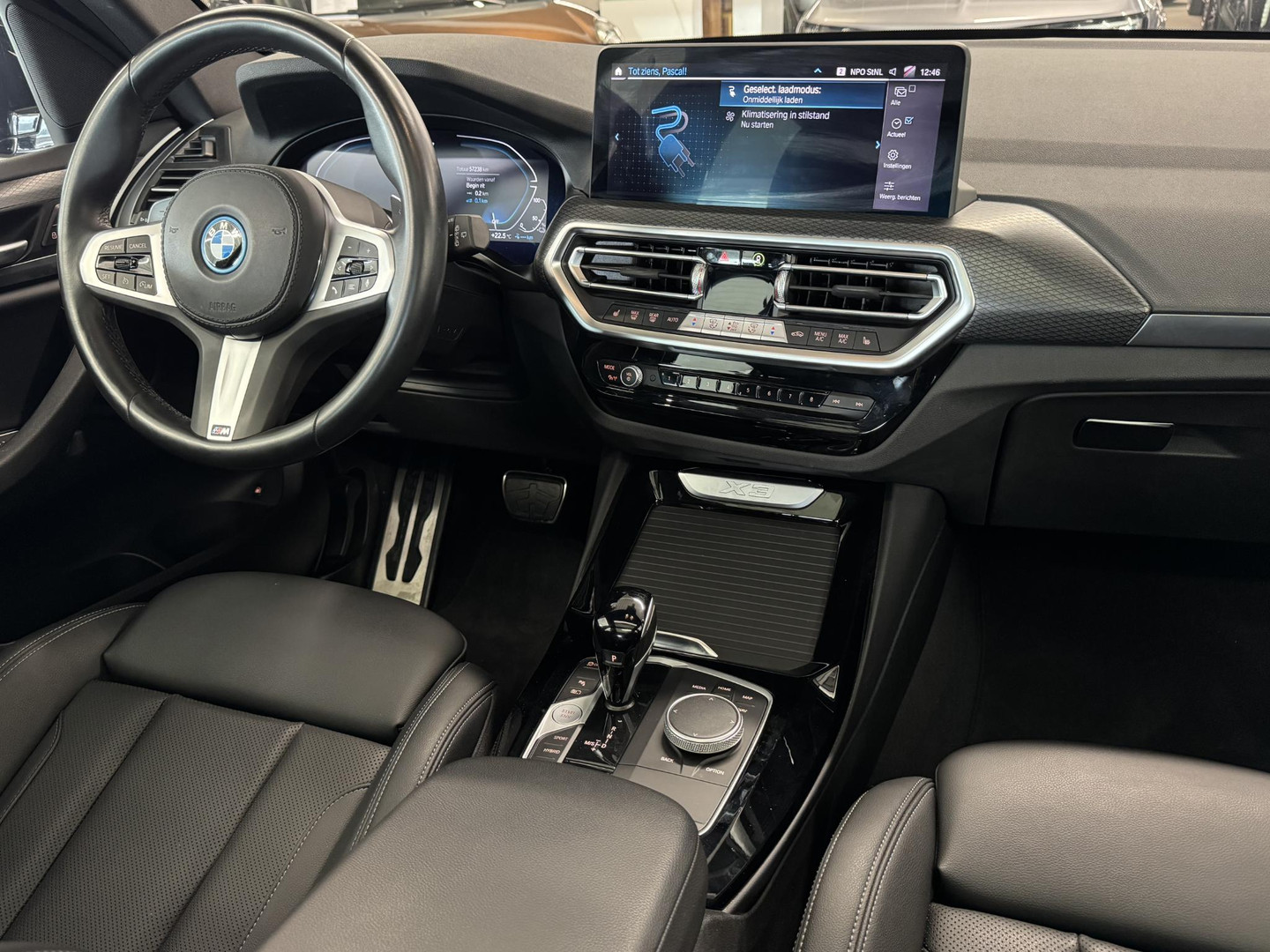 BMW BMW