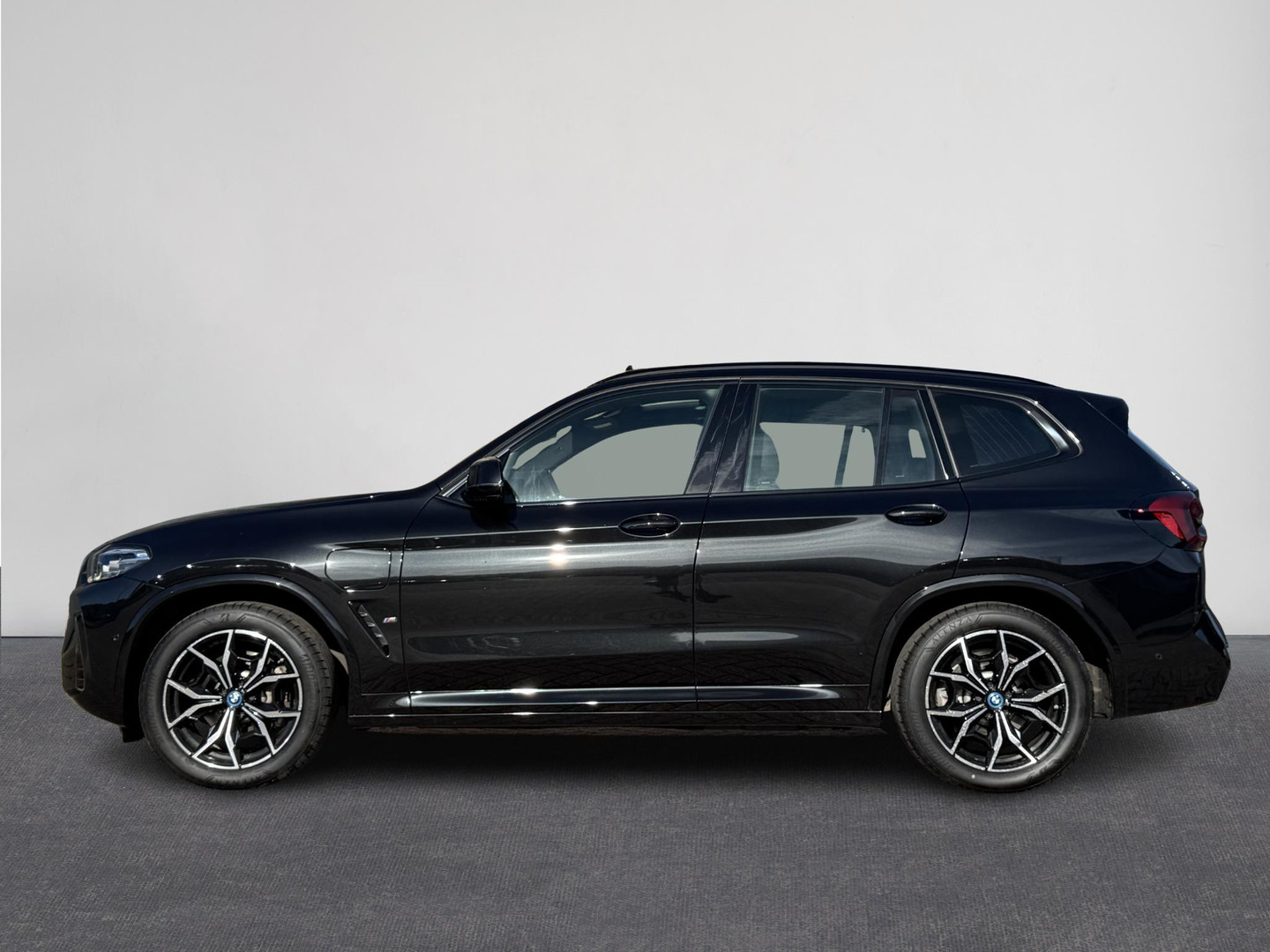 BMW BMW