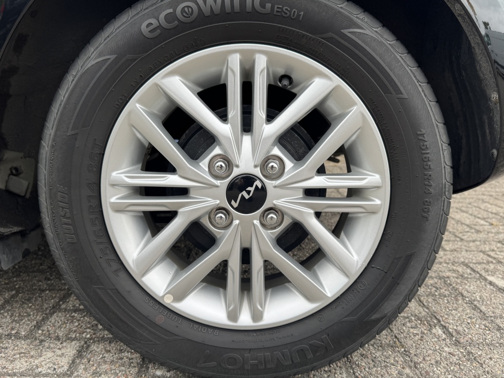 Kia