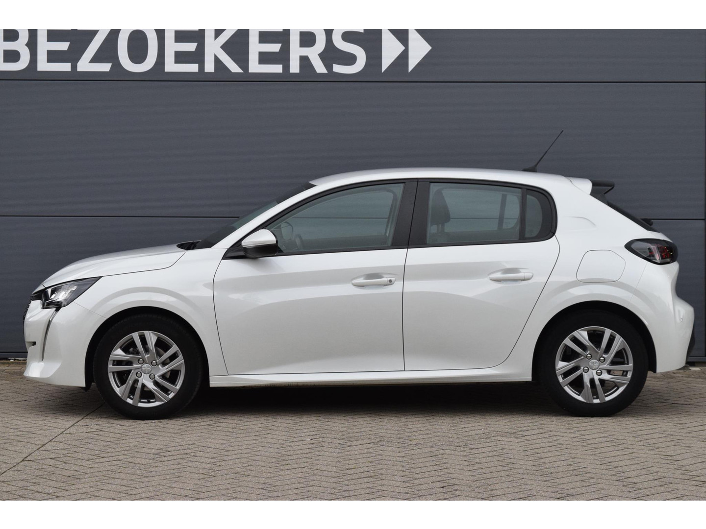 Peugeot Peugeot