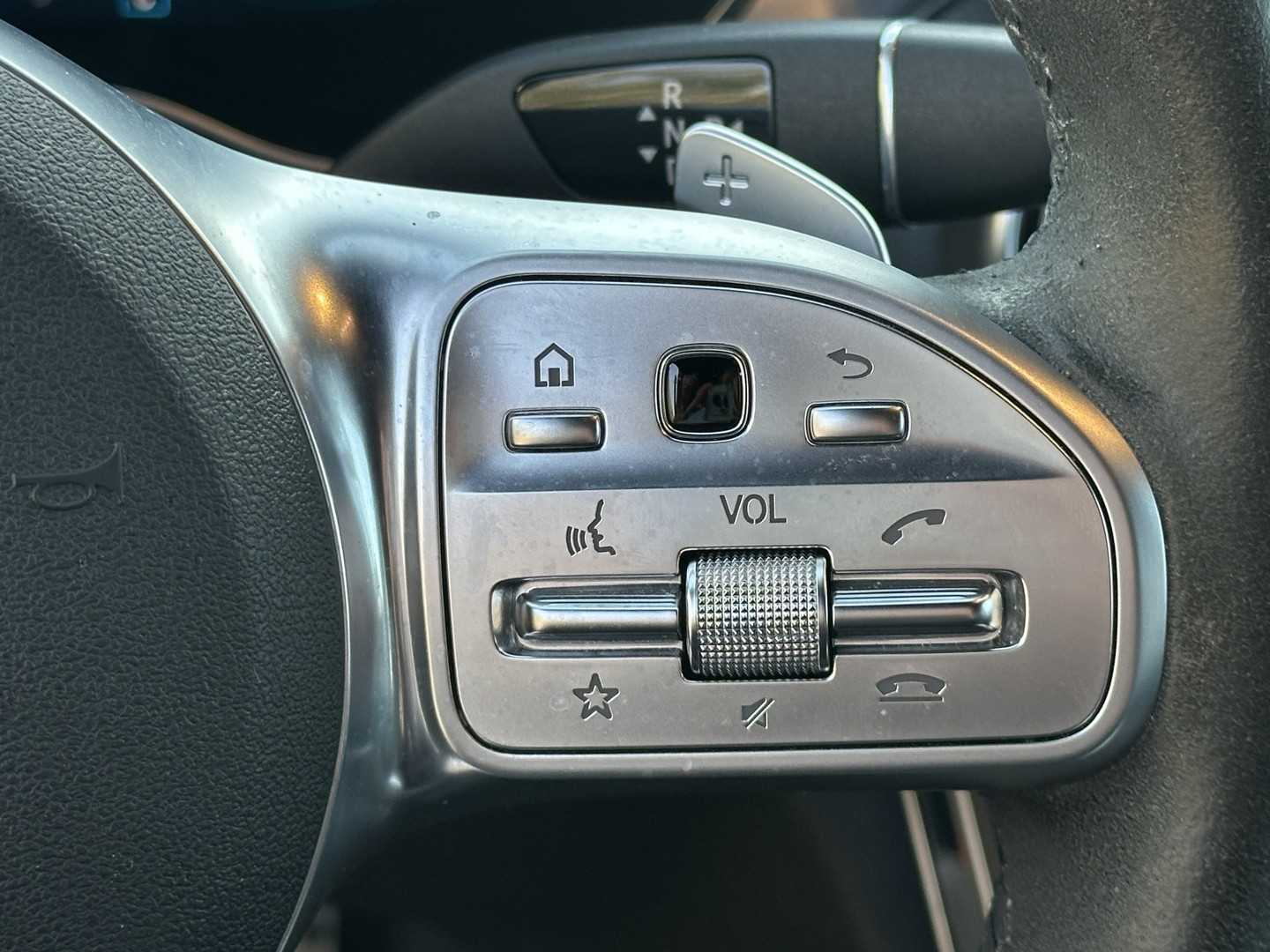 Mercedes-Benz Mercedes-Benz