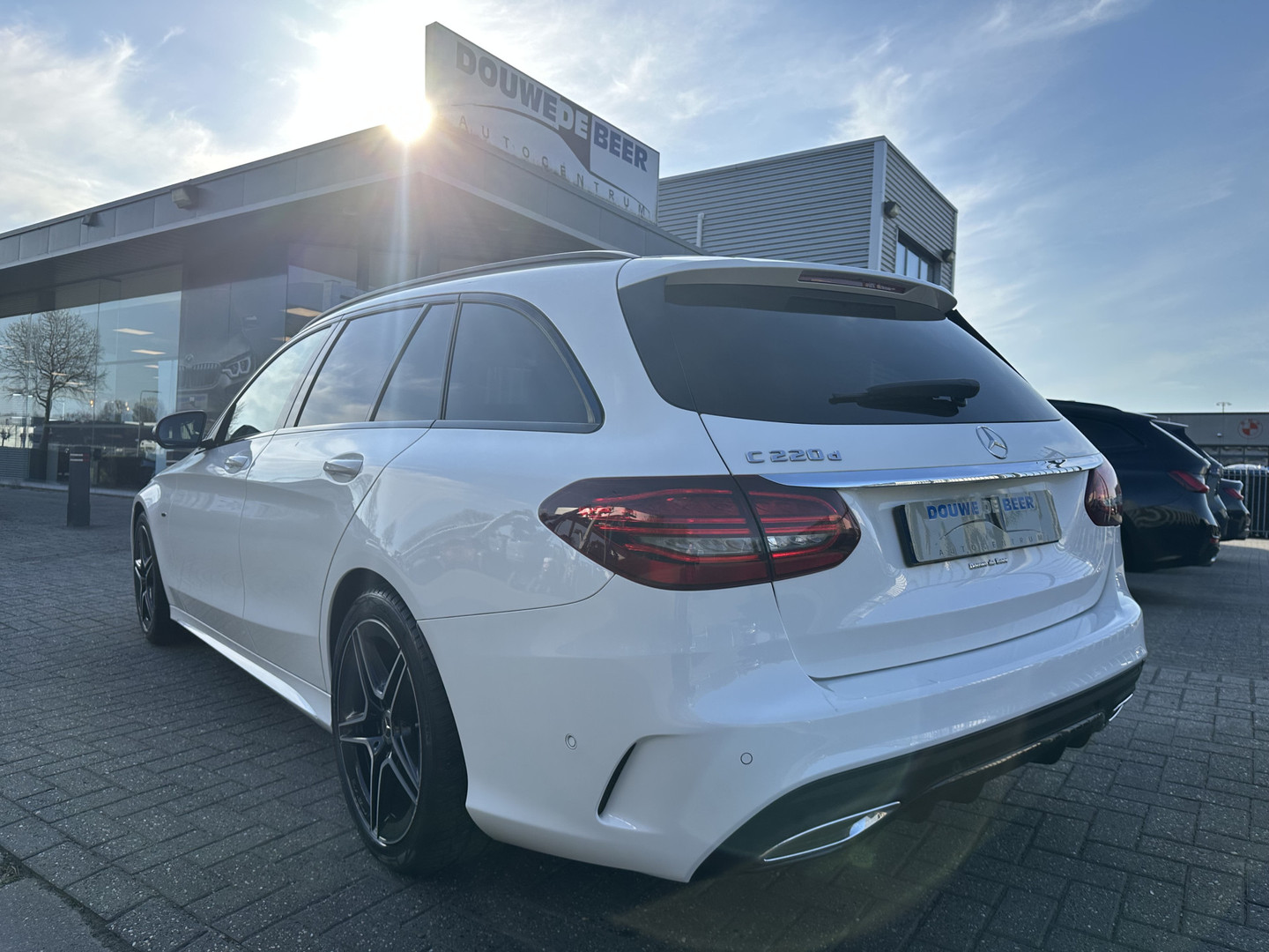 Mercedes-Benz Mercedes-Benz