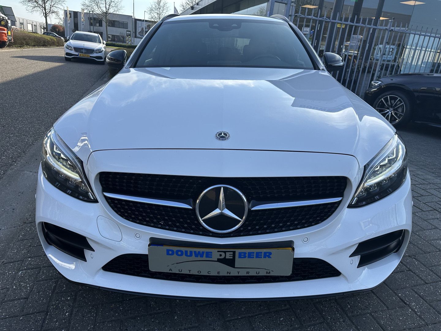 Mercedes-Benz Mercedes-Benz