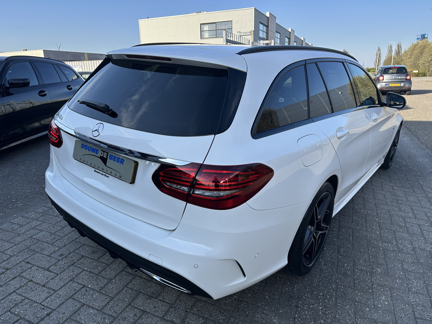 Mercedes-Benz Mercedes-Benz