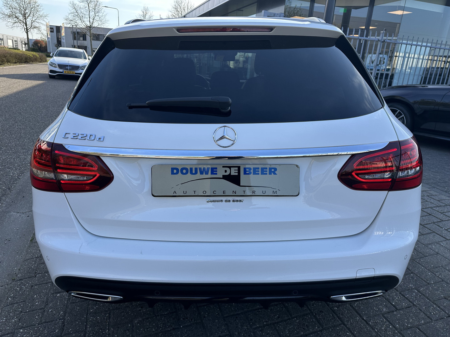 Mercedes-Benz Mercedes-Benz