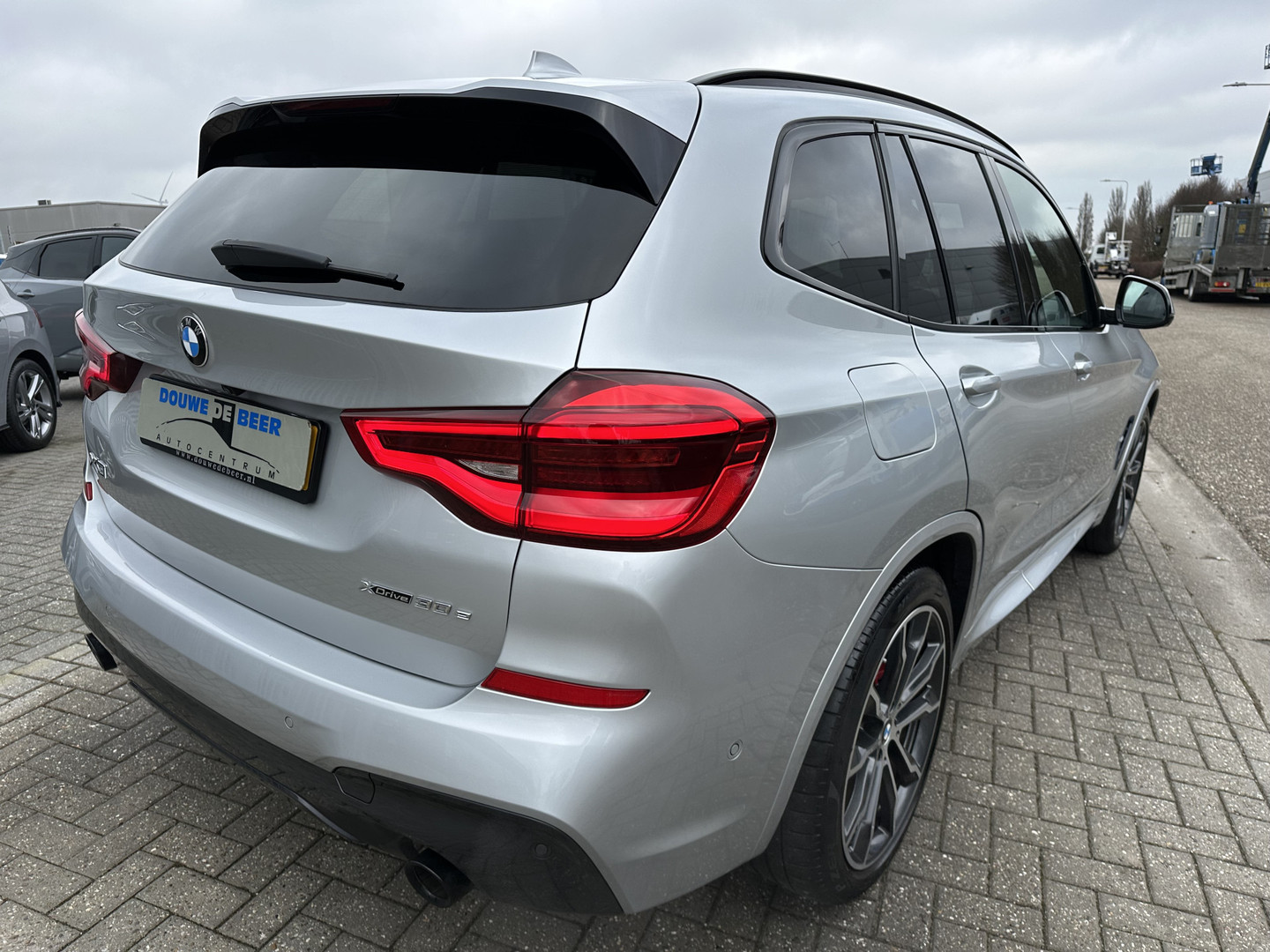 BMW BMW