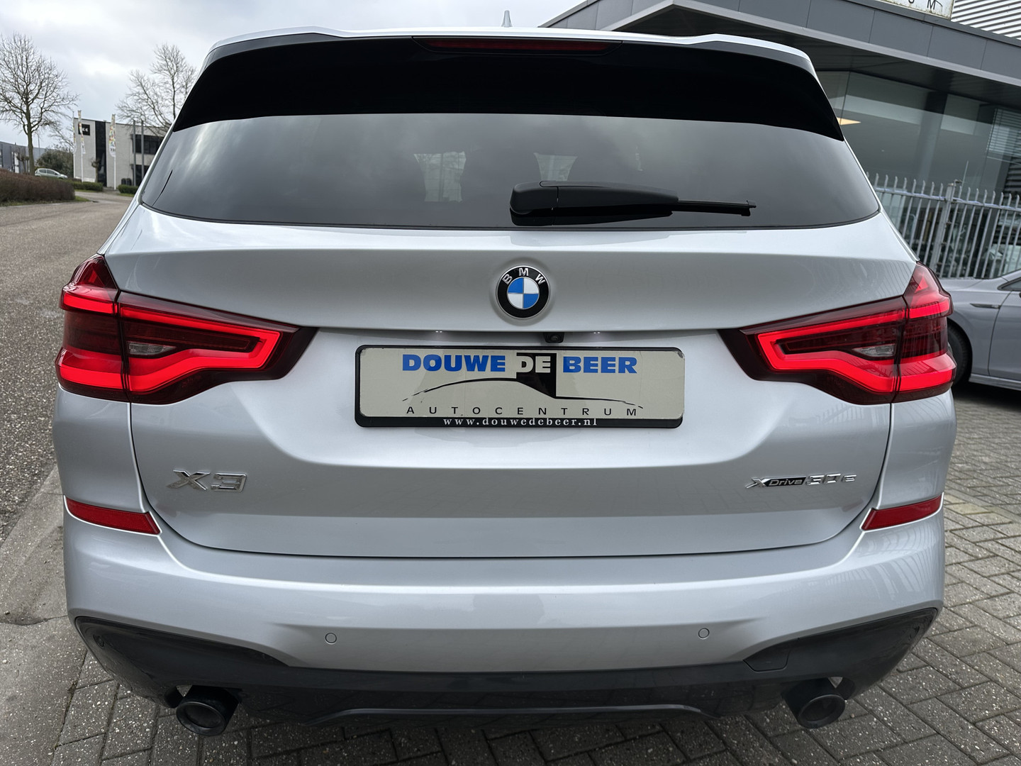 BMW BMW