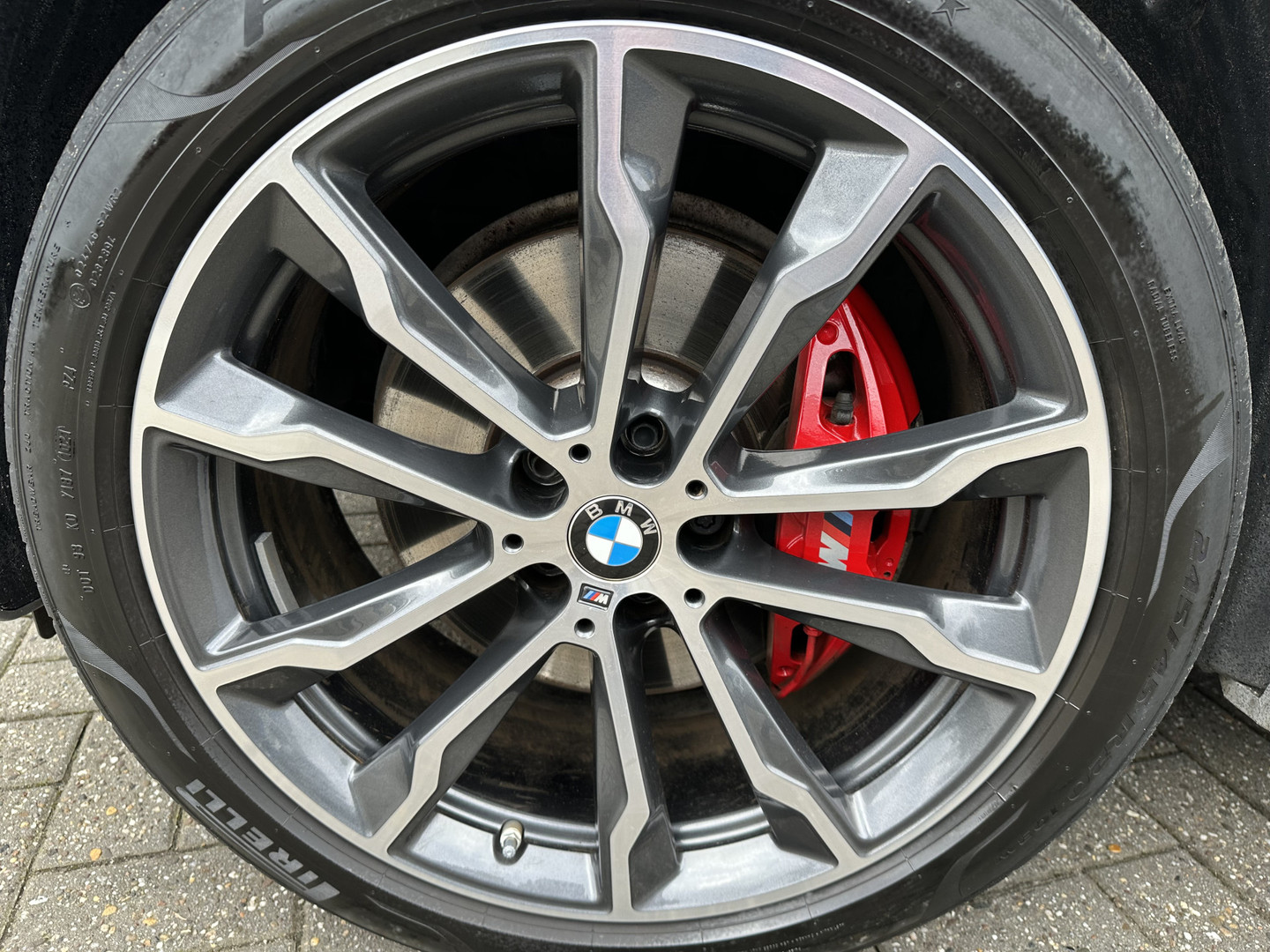BMW BMW
