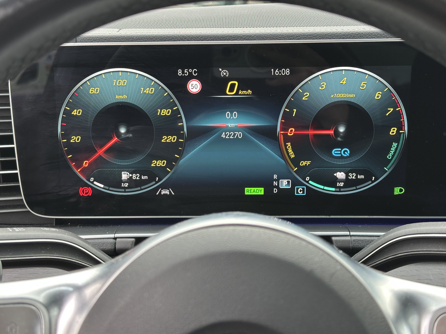 Mercedes-Benz Mercedes-Benz