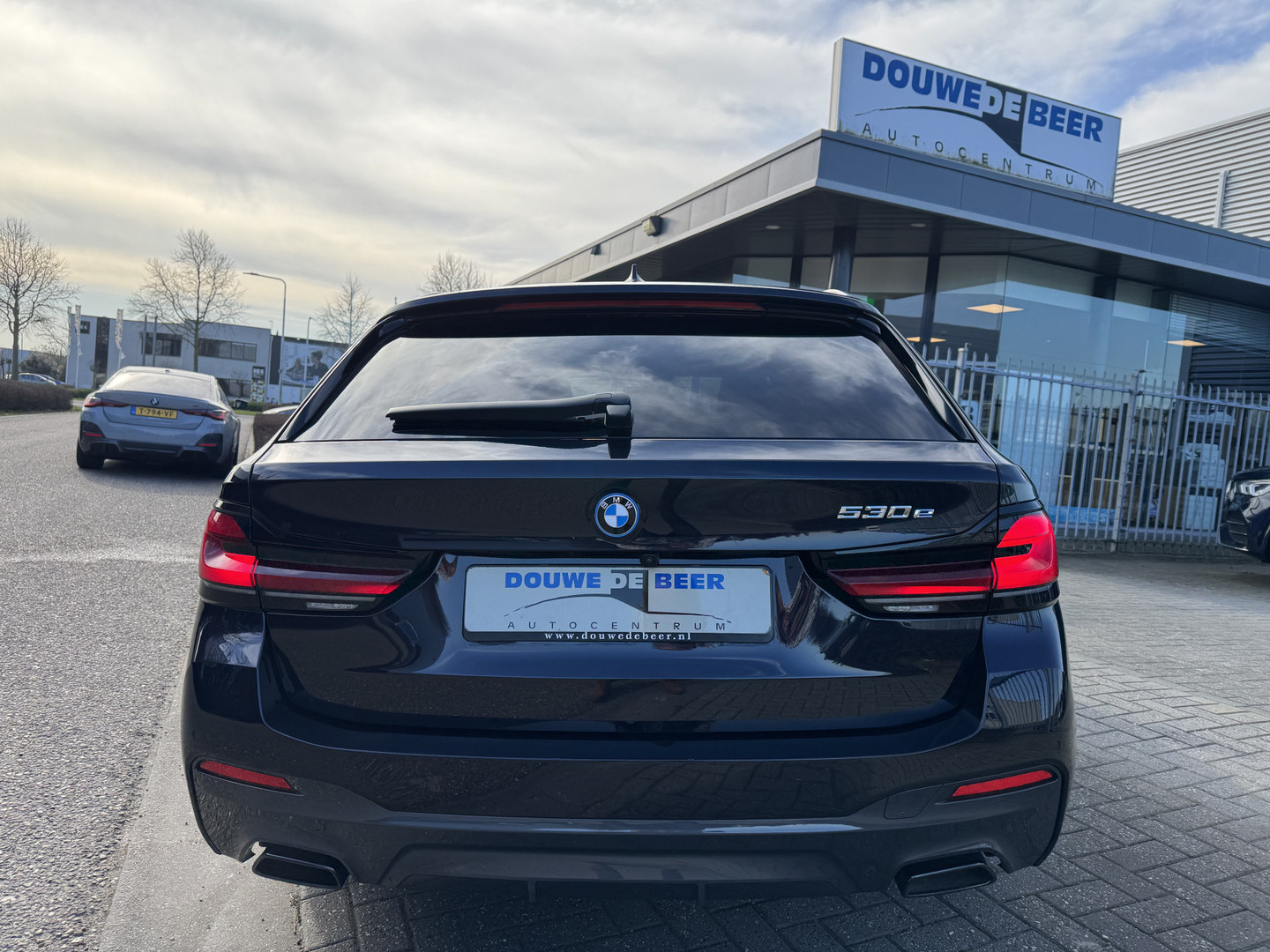 BMW BMW
