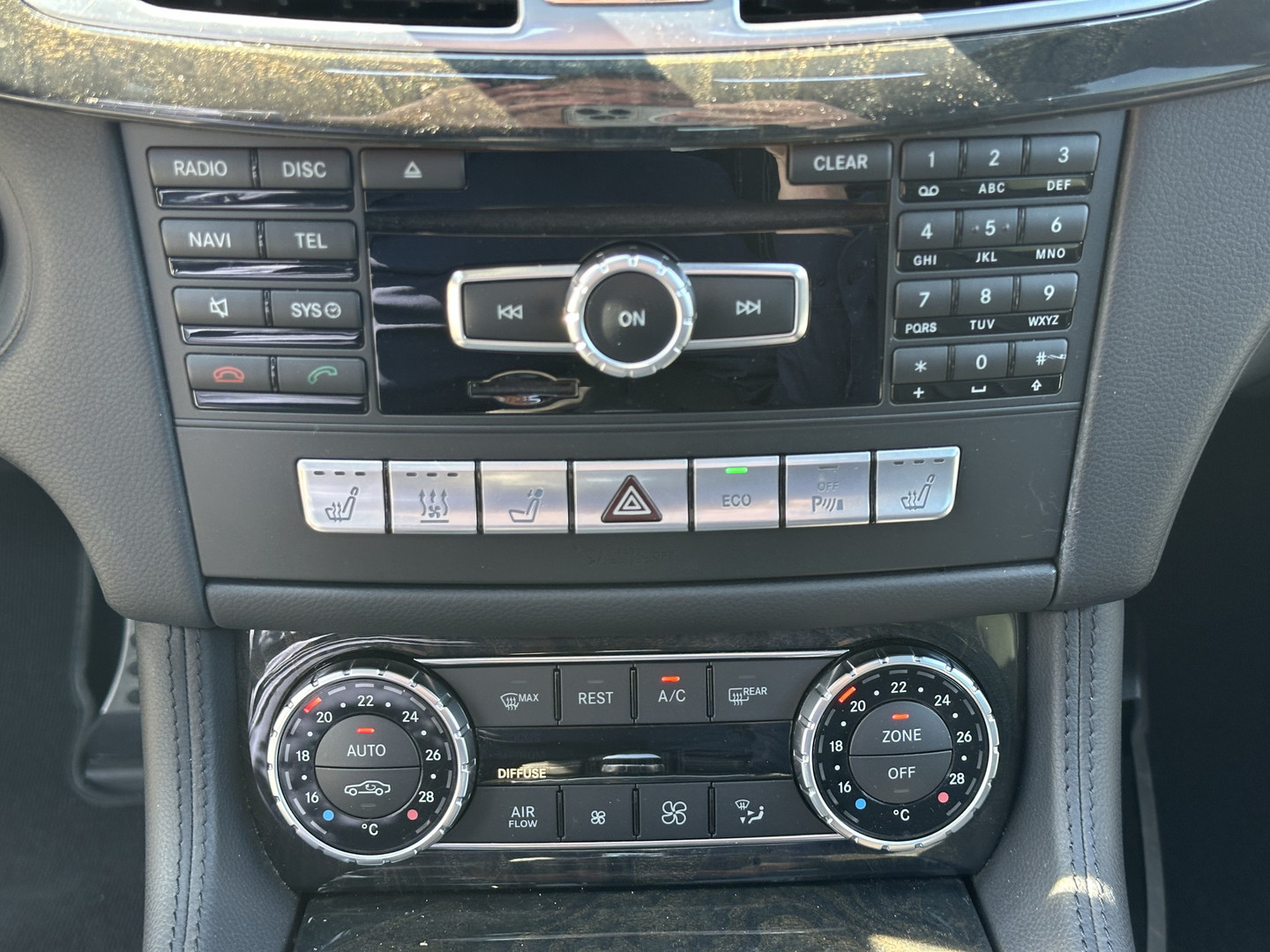 Mercedes-Benz Mercedes-Benz
