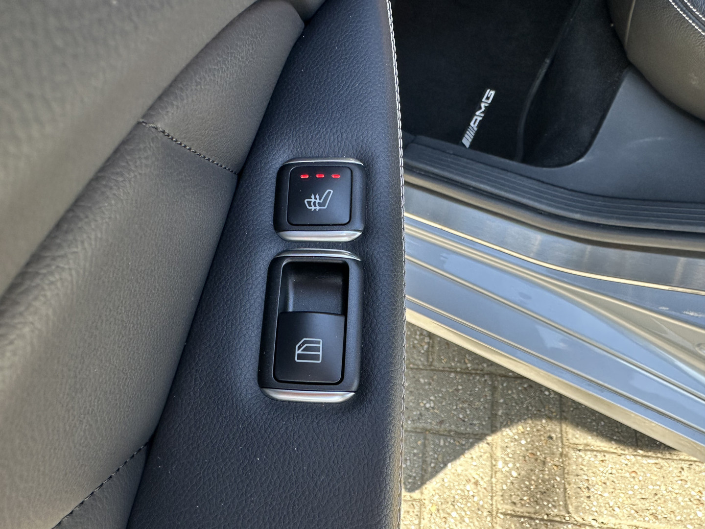 Mercedes-Benz Mercedes-Benz