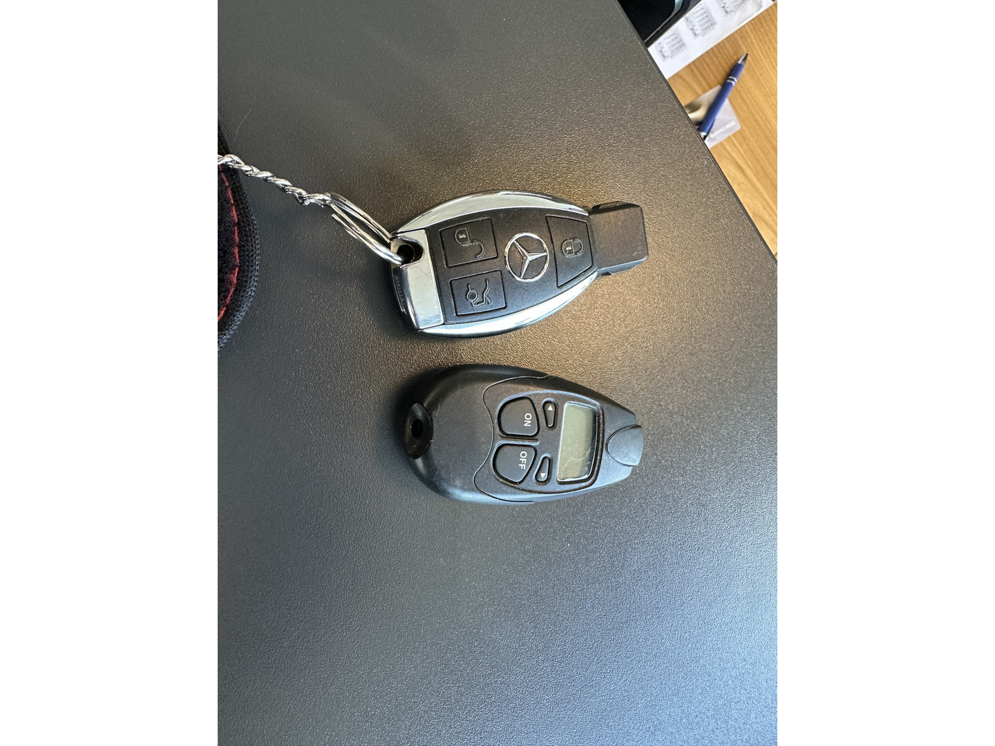 Mercedes-Benz Mercedes-Benz