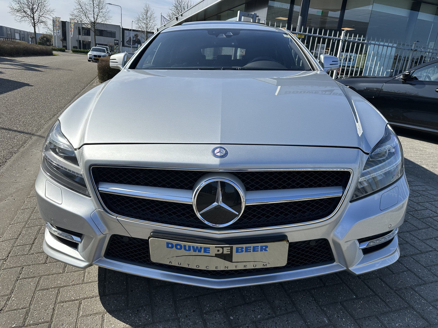 Mercedes-Benz Mercedes-Benz