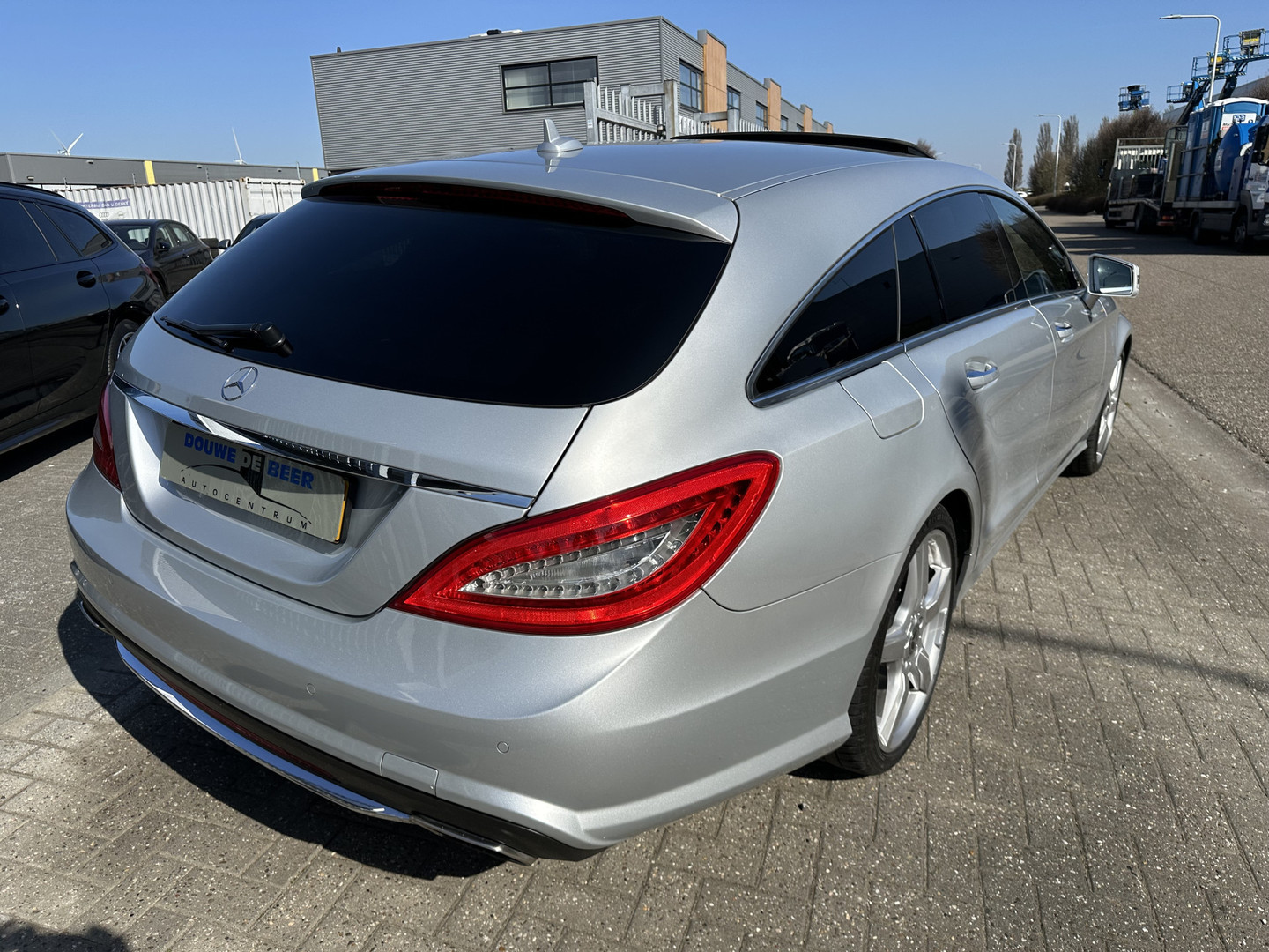Mercedes-Benz Mercedes-Benz
