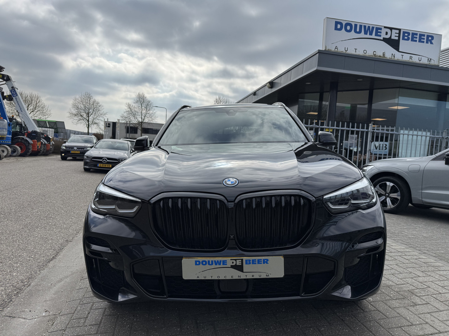 BMW BMW
