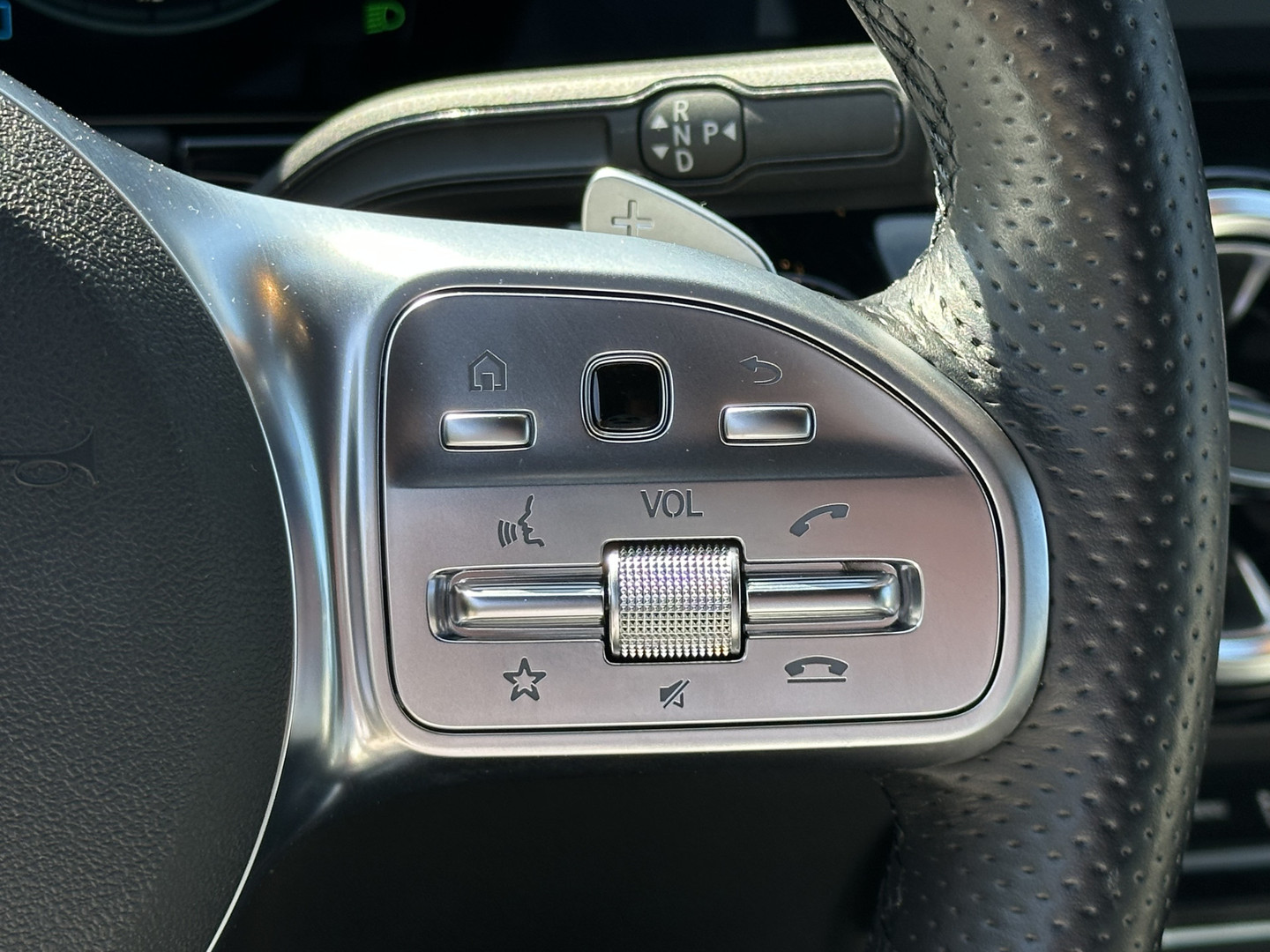 Mercedes-Benz Mercedes-Benz