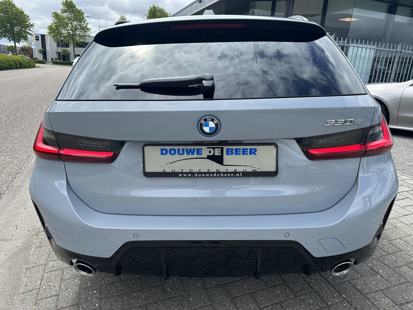 BMW BMW
