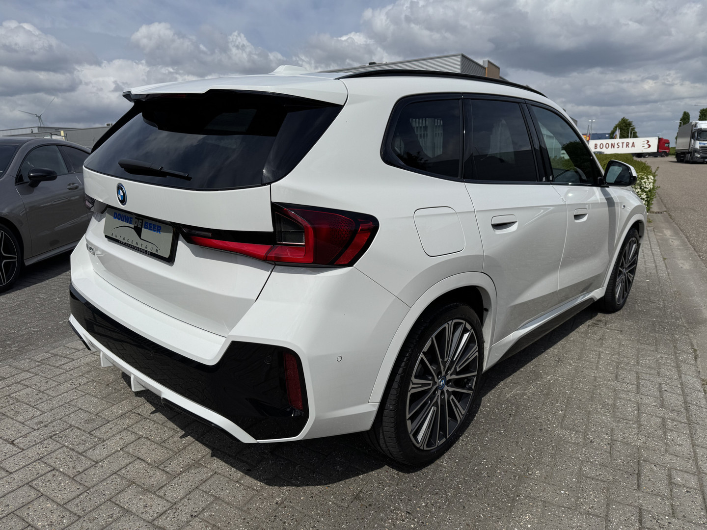 BMW BMW