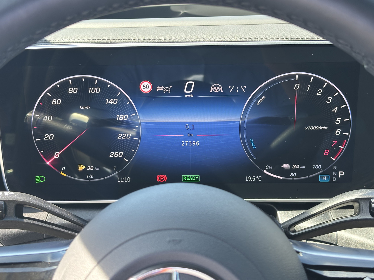 Mercedes-Benz Mercedes-Benz